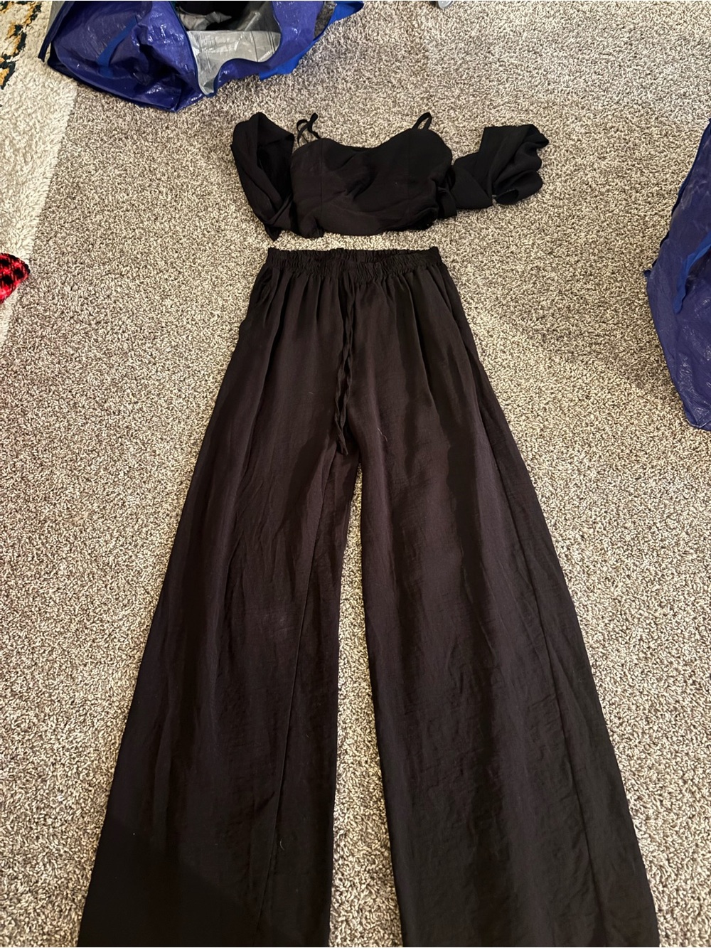 Wide Leg Black Elastic Waist Pants and top that ties in back for Women size s/m